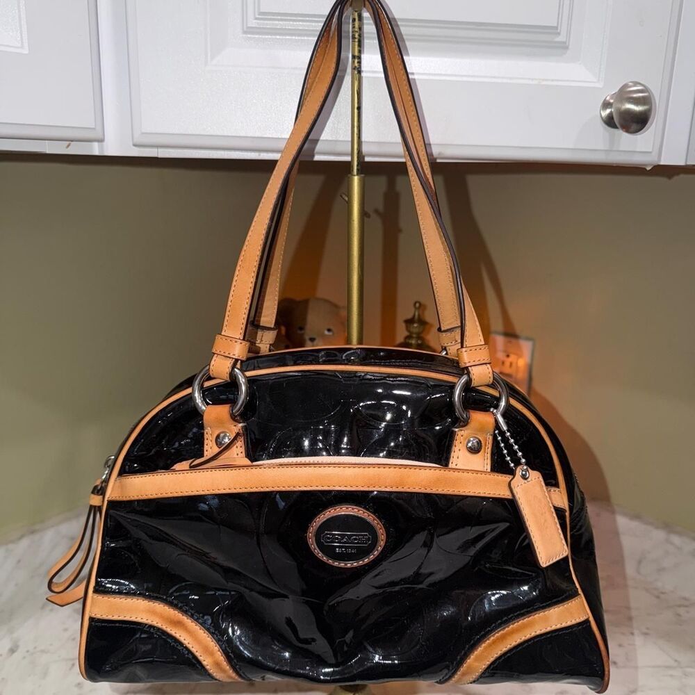 coach patten leather bowling bag SMOKE smell